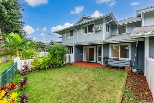 94-824 Lumiauau Street #W103, Waipahu, HI 96797
