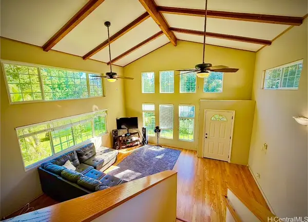 15-1348 27th Avenue, Keaau, HI 96749