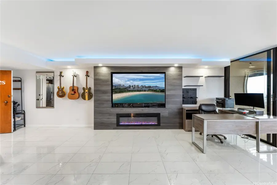 581 Kamoku Street #3704, Honolulu, HI 96826 - Image #3