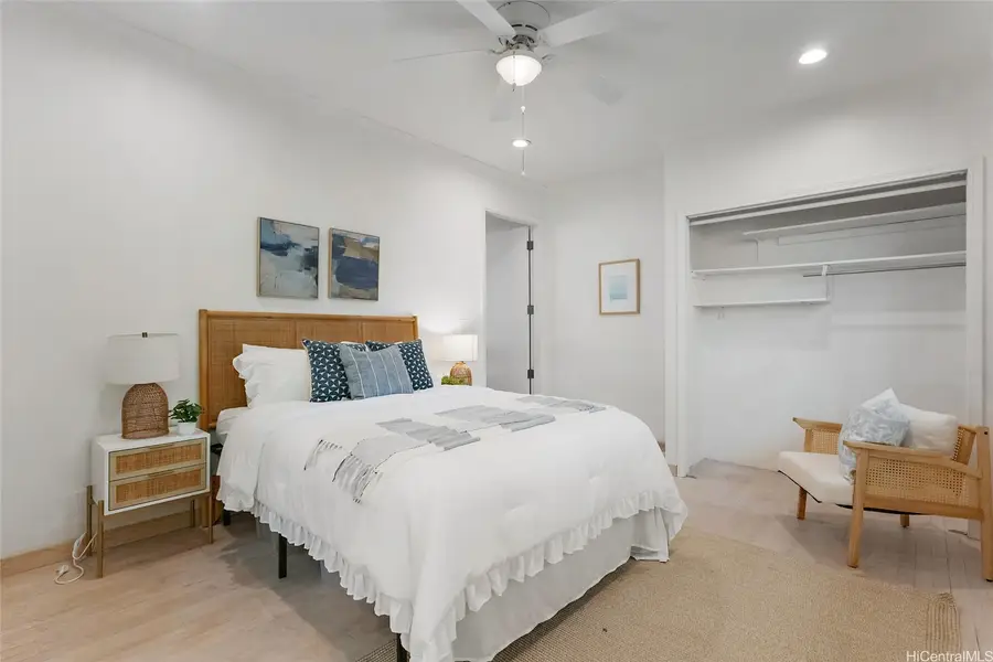 637 Kuaaina Way, Kailua, HI 96734 - Image #2