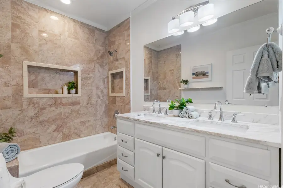 637 Kuaaina Way, Kailua, HI 96734 - Image #3