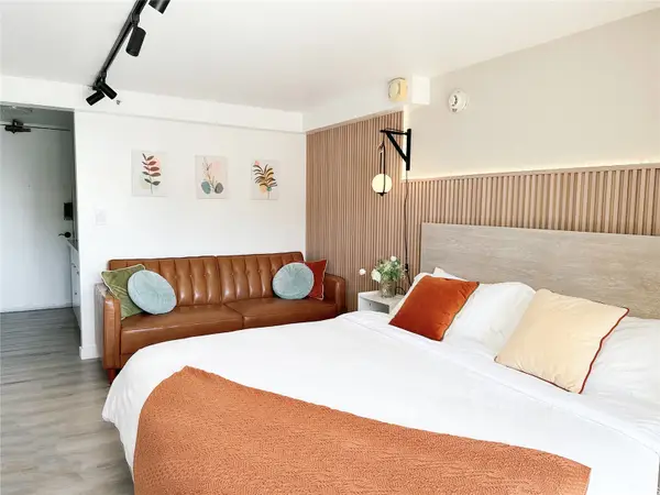 445 Seaside Avenue #2003, Honolulu, HI 96815