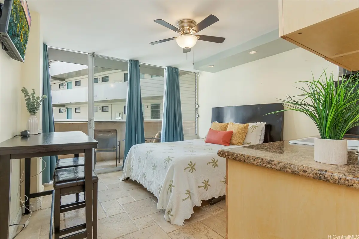 134 Kapahulu Avenue #501, Honolulu, HI 96815 - #1