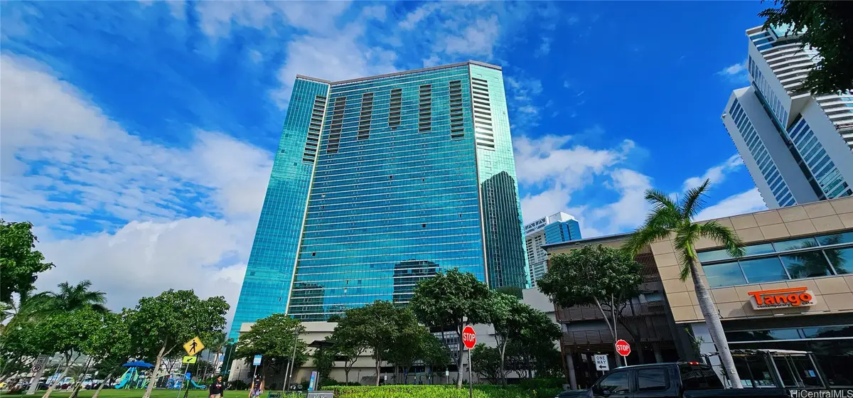 1177 Queen Street #705, Honolulu, HI 96814 - Image #1