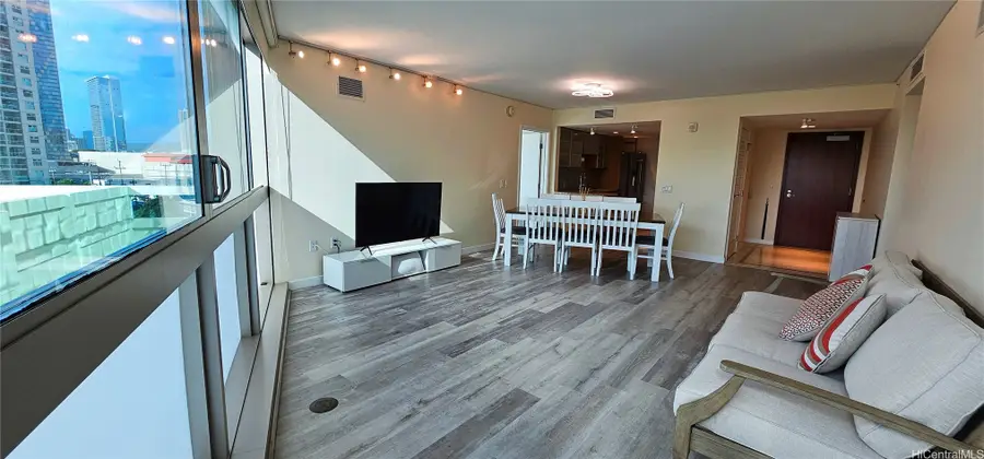 1177 Queen Street #705, Honolulu, HI 96814 - Image #2