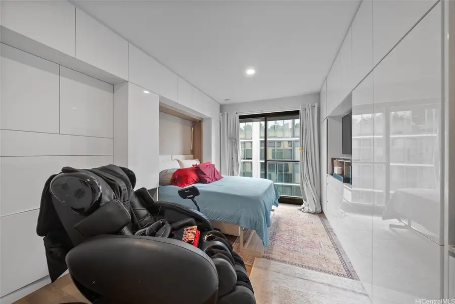 987 Queen Street #621, Honolulu, HI 96813 - Image #2