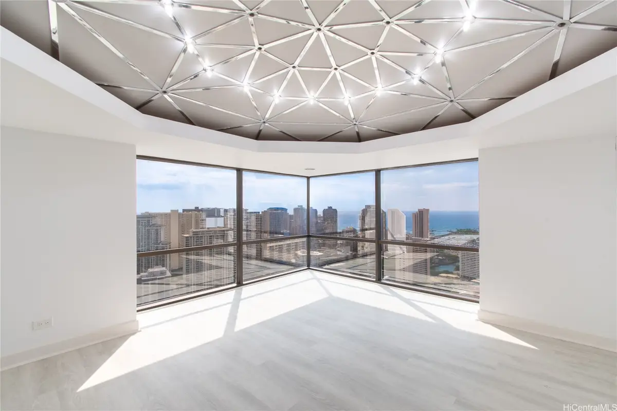 1750 Kalakaua Avenue #4100, Honolulu, HI 96826 - Image #1