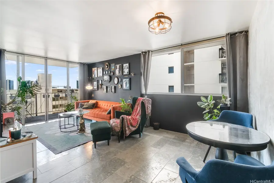 1069 Spencer Street #402, Honolulu, HI 96822 - Image #2