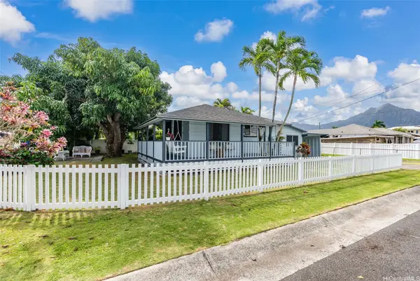 557 Kipuka Place, Kailua, HI 96734