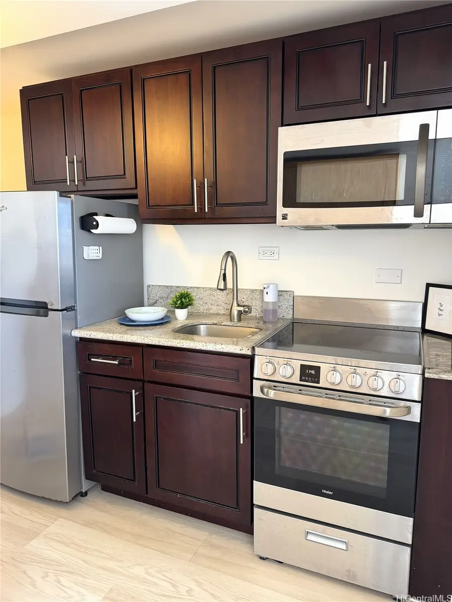 2525 Date Street #3404, Honolulu, HI 96826 - Image #3