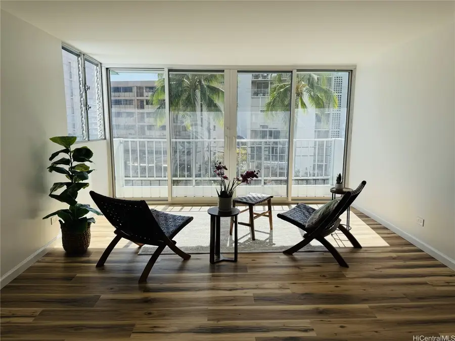 1130 Wilder Avenue #301, Honolulu, HI 96822 - Image #3