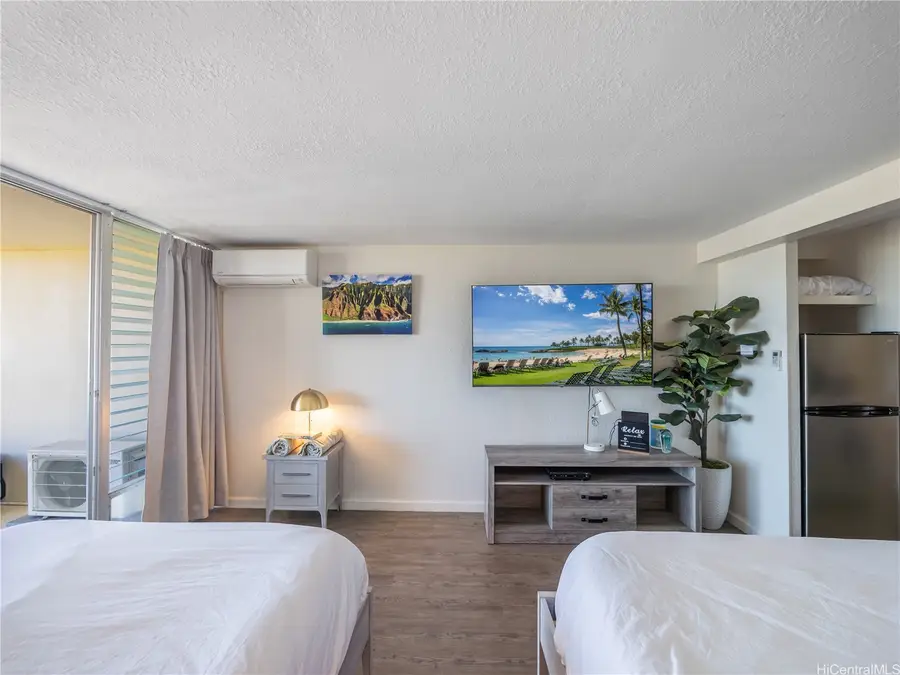 445 Seaside Avenue #3703, Honolulu, HI 96815 - Image #3