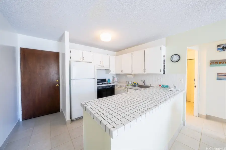 2452 Tusitala Street #804, Honolulu, HI 96815 - #2