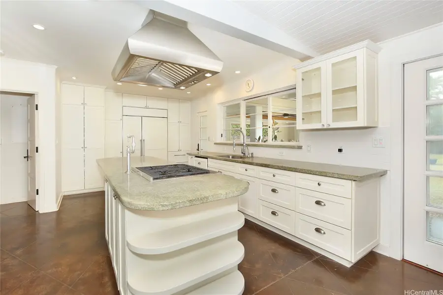 1116 Kealaolu Avenue, Honolulu, HI 96816 - Image #2