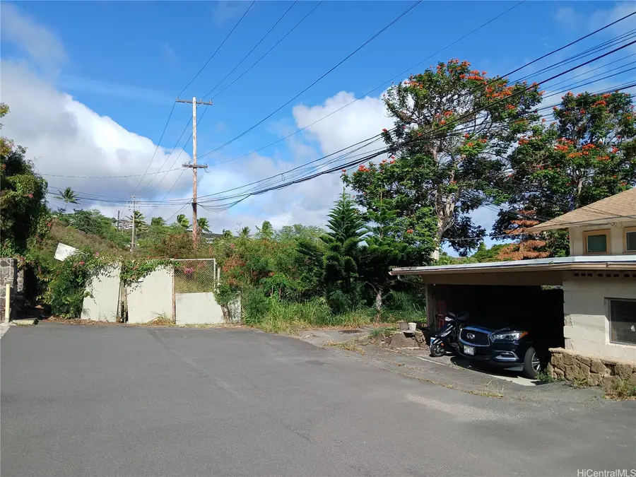 4052 A & B Keanu Street #A & B, Honolulu, HI 96816 - Image #2