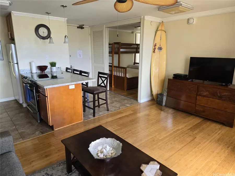 320 Liliuokalani Avenue #1801, Honolulu, HI 96815 - #2