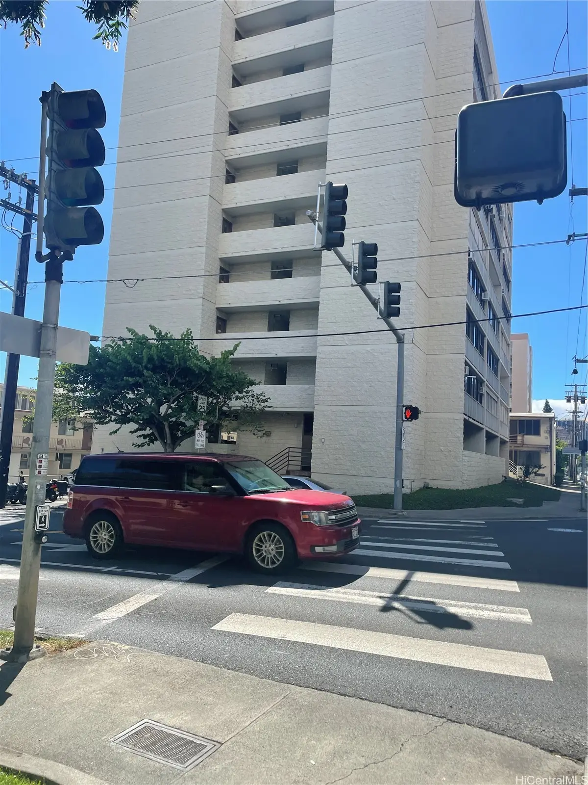 827 Kinau Street #D702, Honolulu, HI 96813 - Image #1