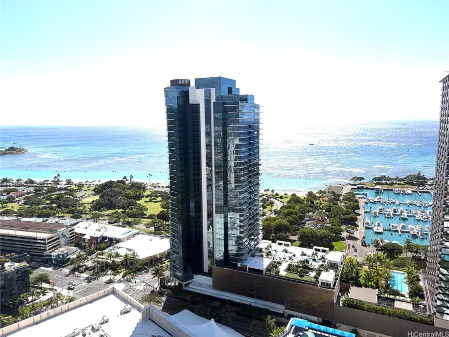 987 Queen Street #3702, Honolulu, HI 96814 - Image #2