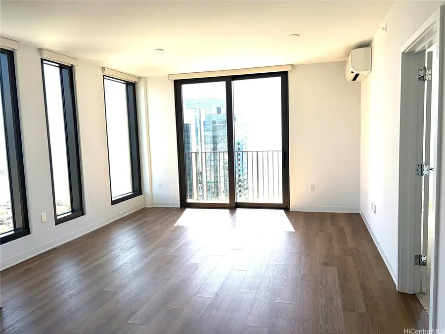 987 Queen Street #3702, Honolulu, HI 96814 - Image #3