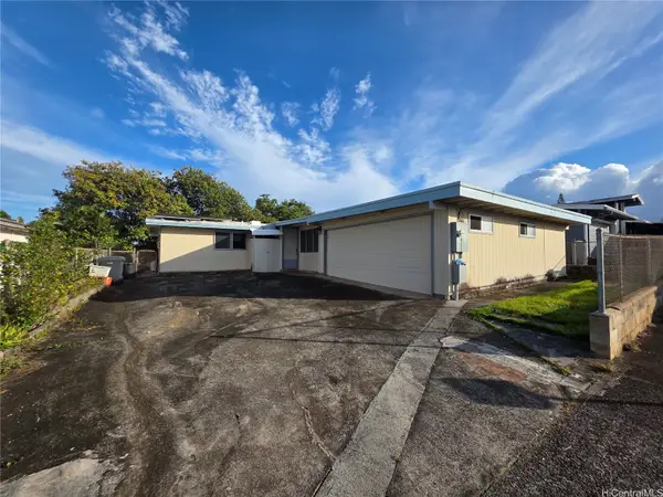 2536 Komo Mai Drive, Pearl City, HI 96782