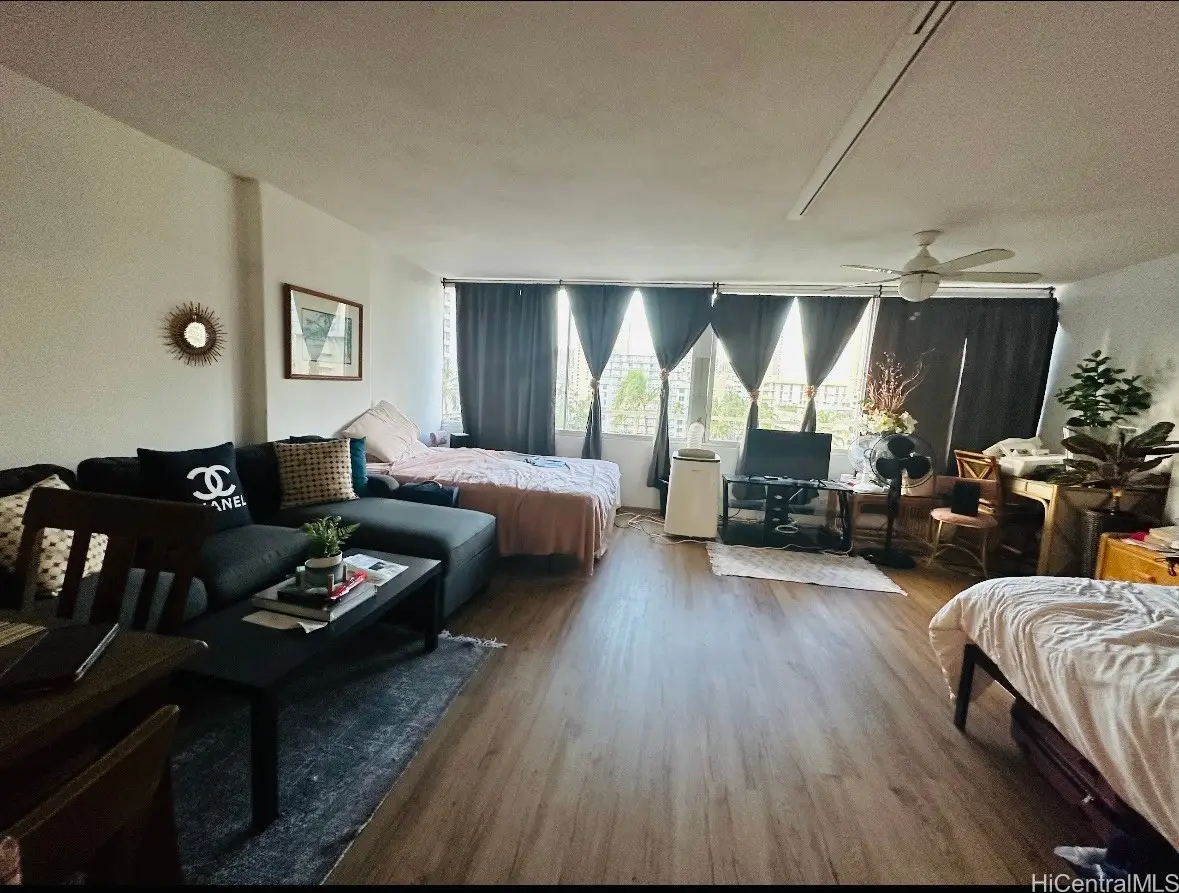 435 Seaside Avenue #804, Honolulu, HI 96815 - Image #1