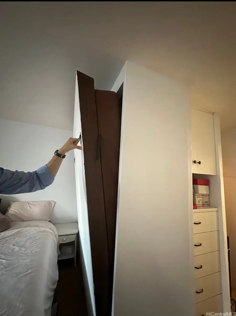 435 Seaside Avenue #804, Honolulu, HI 96815 - Image #3