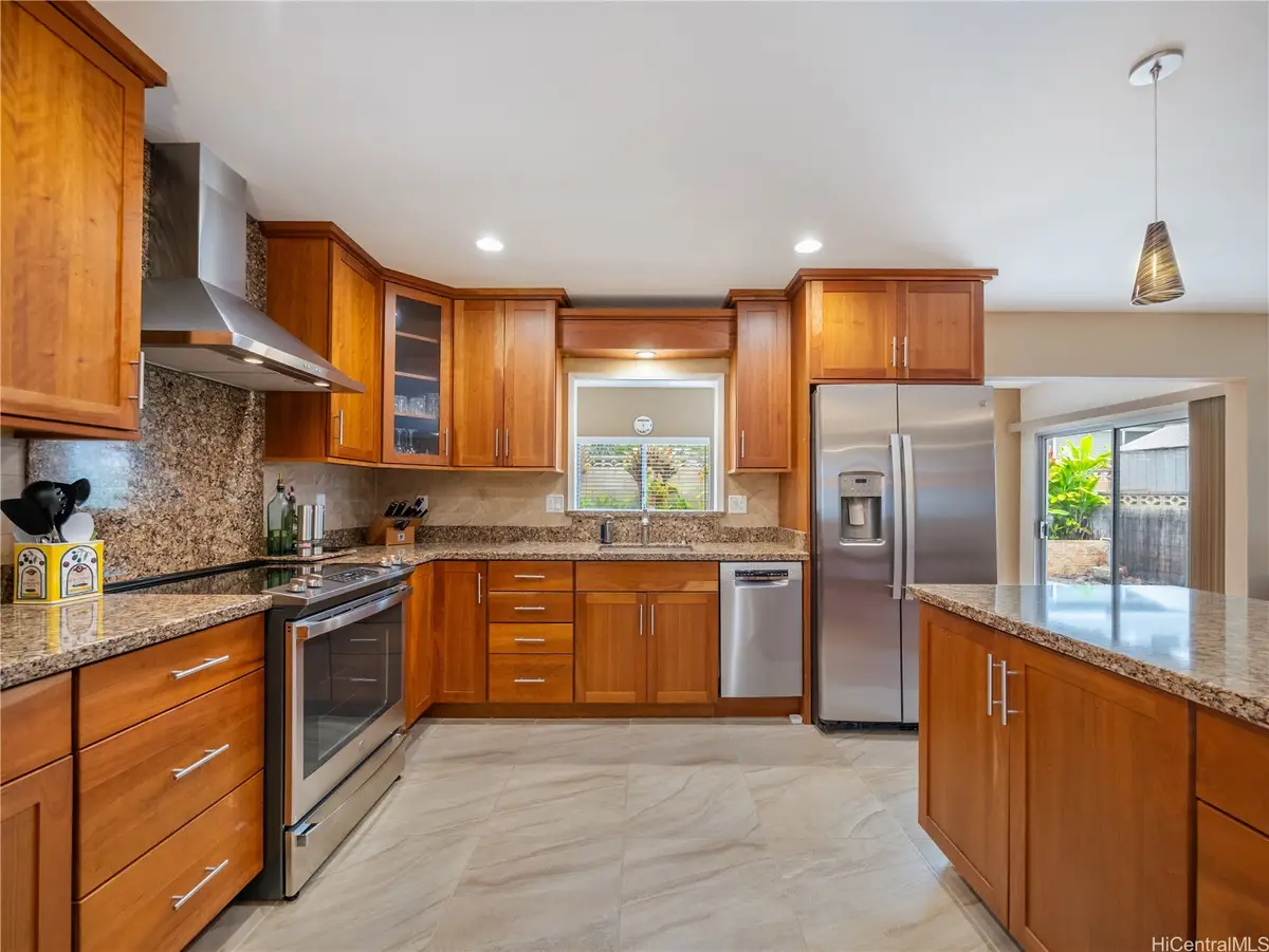 94-762 Kaaholo Street, Waipahu, HI 96797 - Image #1