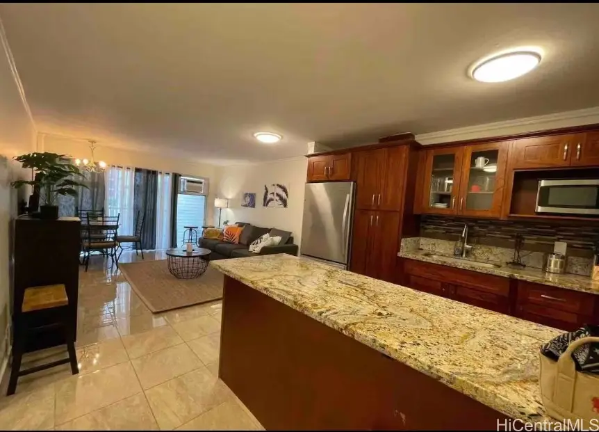 2465 Kuhio Avenue #304, Honolulu, HI 96815 - Image #3