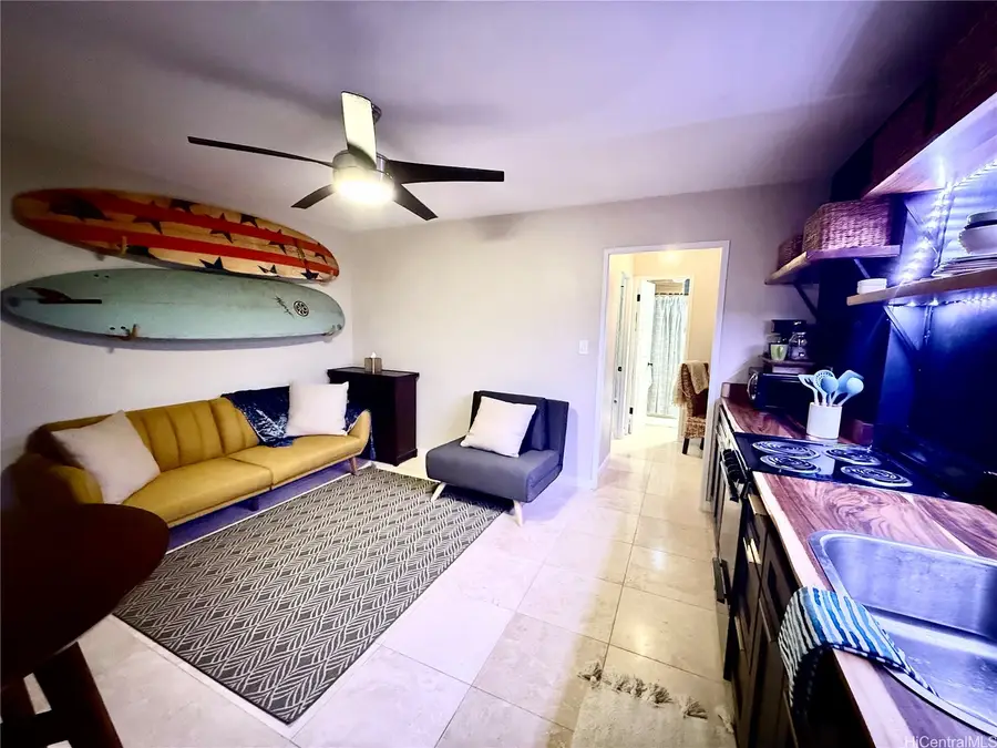 236 Liliuokalani Avenue #204, Honolulu, HI 96815 - Image #3