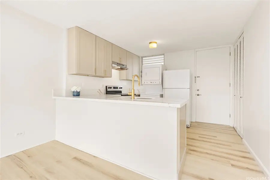 1716 Keeaumoku Street #201, Honolulu, HI 96822 - Image #3