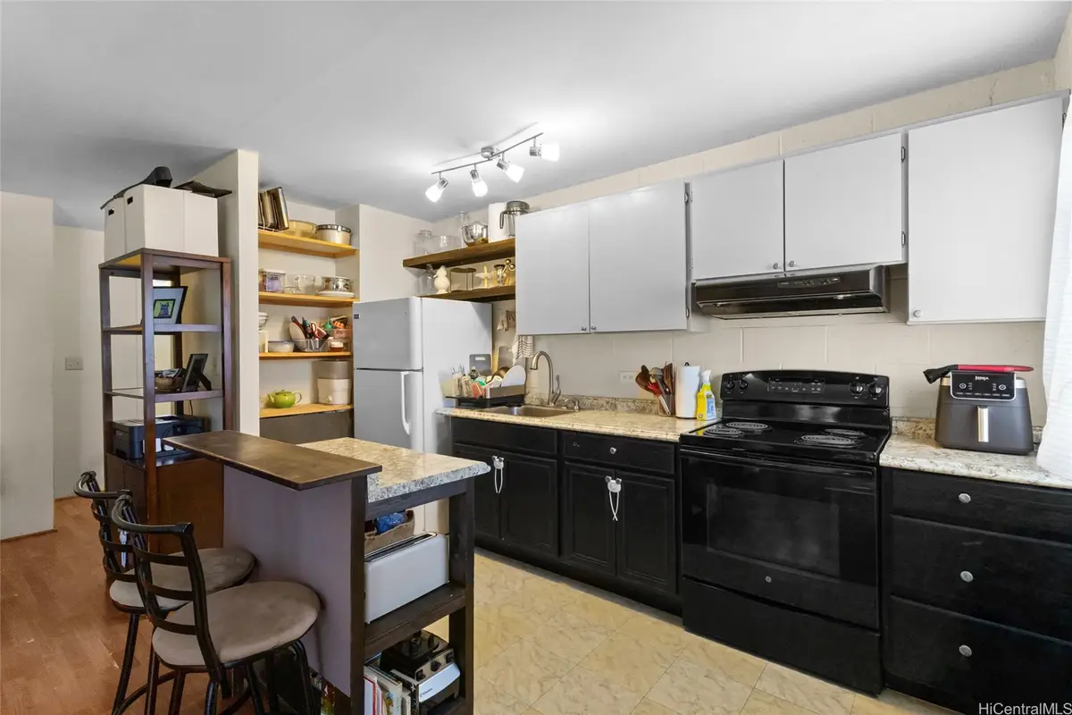 3230 Ala Ilima Street #402, Honolulu, HI 96818 - Image #1