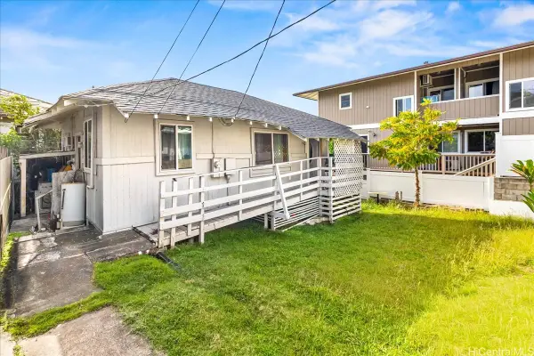 1309 A Konia Street, Honolulu, HI 96817