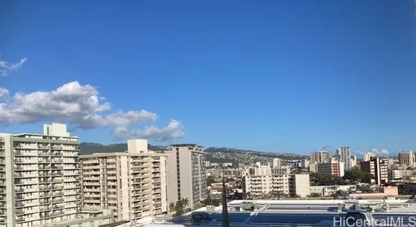 747 Amana Street #905, Honolulu, HI 96814