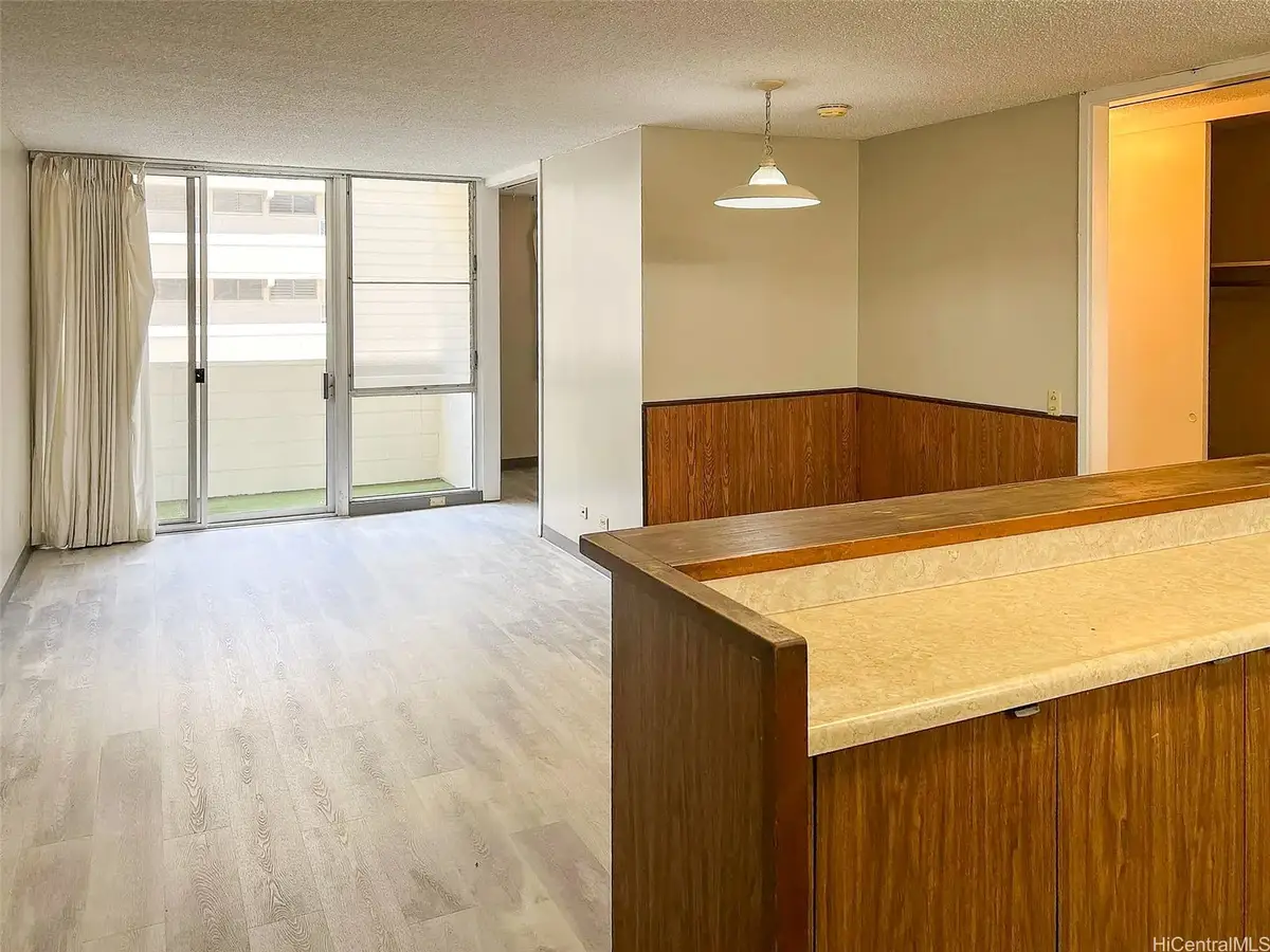 1122 Kinau Street #803, Honolulu, HI 96814 - Image #1