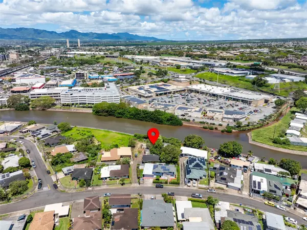 98-164 Pahemo Street, Aiea, HI 96701