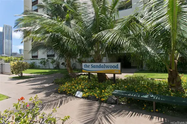 910 Ahana Street #1008, Honolulu, HI 96814