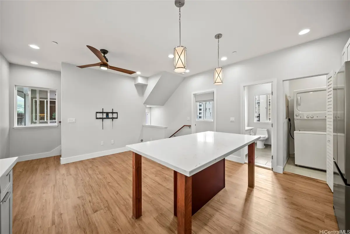 1060 Spencer Street #F, Honolulu, HI 96822 - Image #1