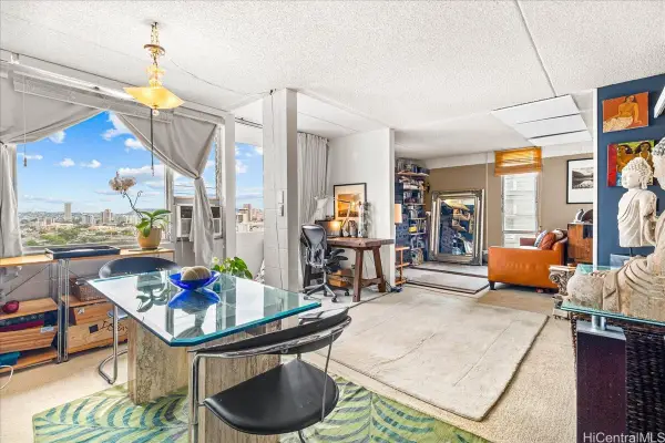 1624 Dole Street #1104, Honolulu, HI 96822