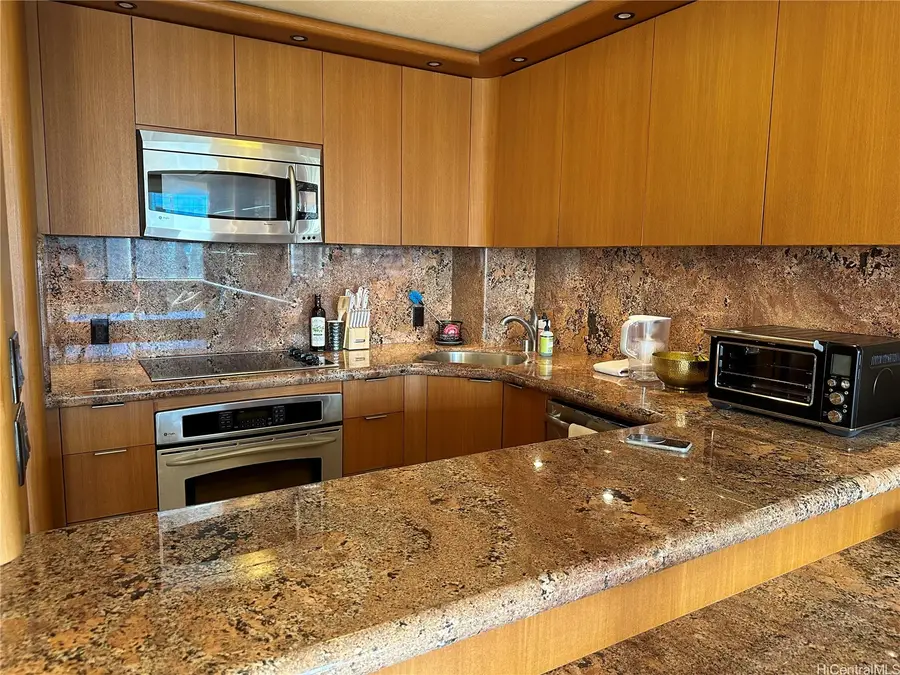 1255 Nuuanu Avenue #E2903, Honolulu, HI 96817 - Image #3