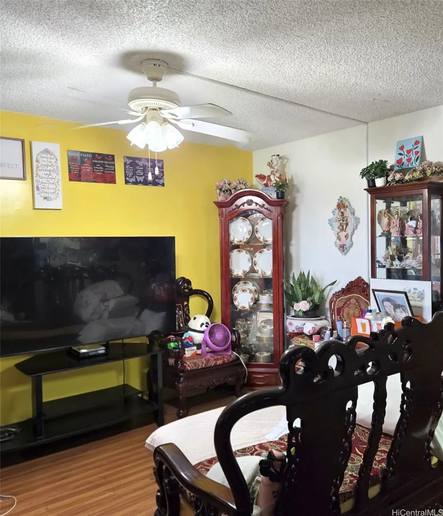 1260 Richard Lane #401, Honolulu, HI 96819 - Image #2
