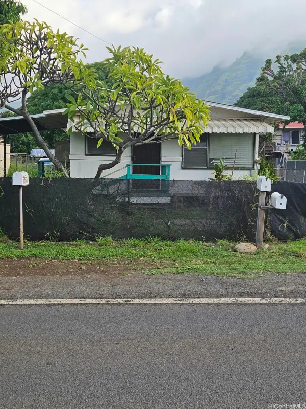 84-960 Lahaina Street, Waianae, HI 96792
