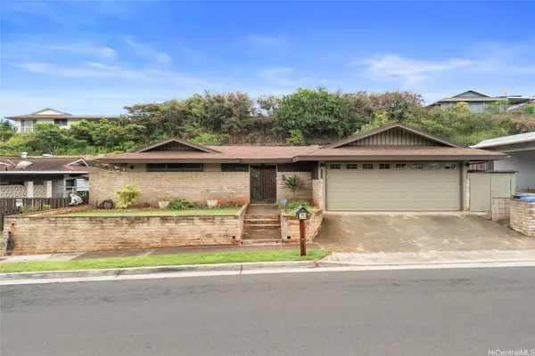 4758 Likini Street, Honolulu, HI 96818
