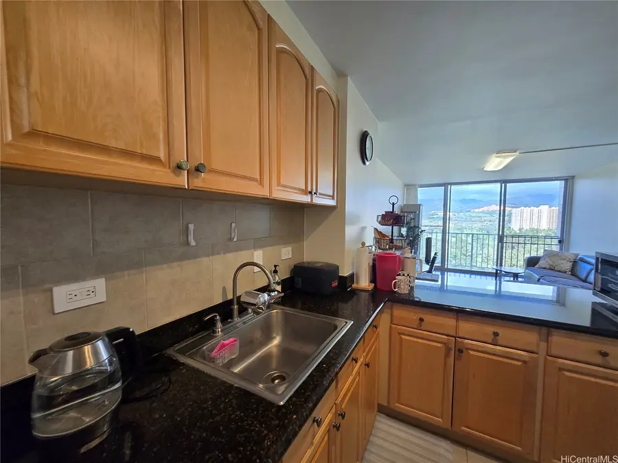 949 Ala Nanala Street #1303, Honolulu, HI 96818 - #2