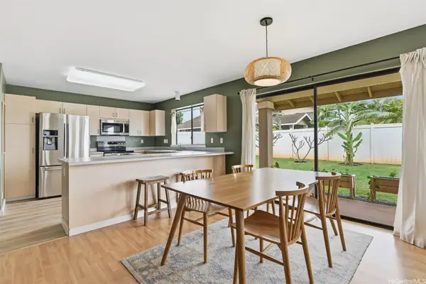 94-1024 Pouhana Way #24, Waipahu, HI 96797