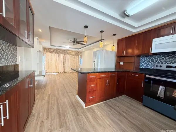 2440 Date Street #106, Honolulu, HI 96826