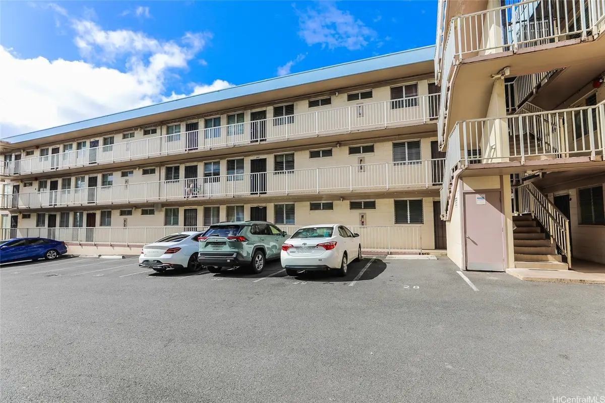 1325 N School Street #D206, Honolulu, HI 96817 - #1
