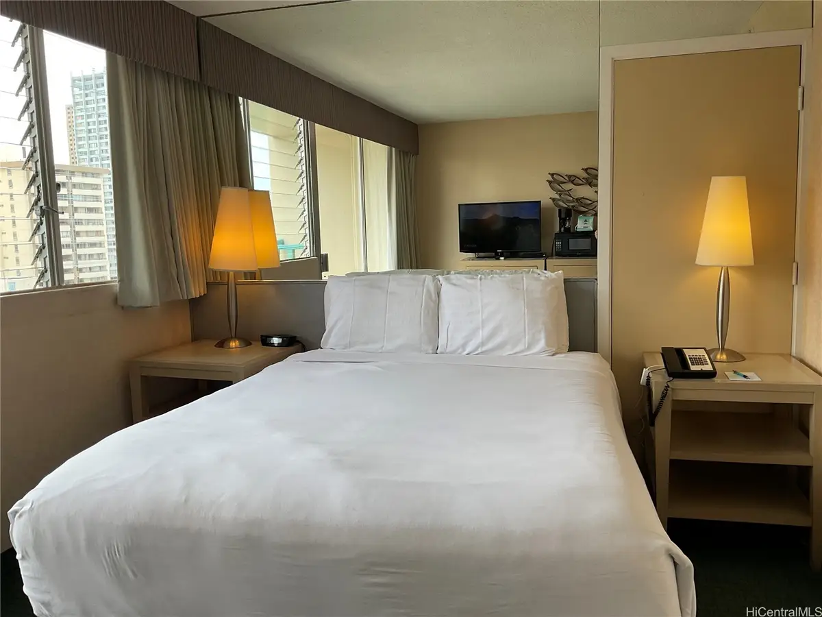 444 Kanekapolei Street #1013, Honolulu, HI 96815 - #1