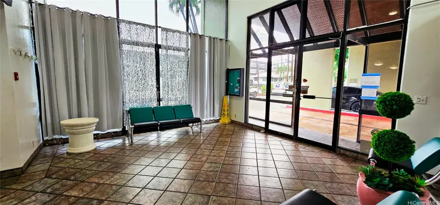 1561 Pensacola Street #1706, Honolulu, HI 96822 - #3