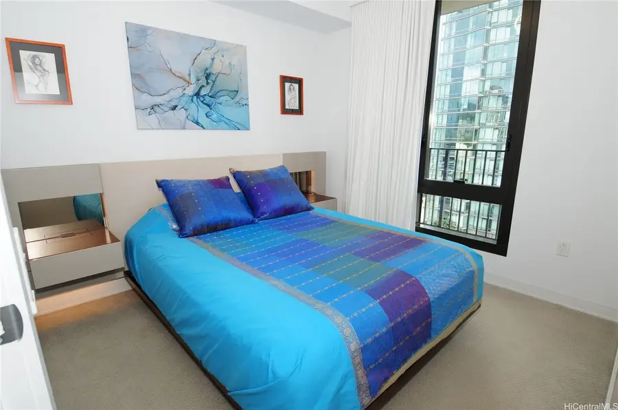 987 Queen Street #1612, Honolulu, HI 96814 - #2