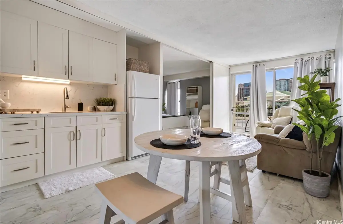 1655 Makaloa Street #812, Honolulu, HI 96814 - #1